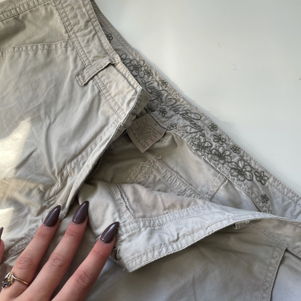 Beige cargo pants size 8 great condition